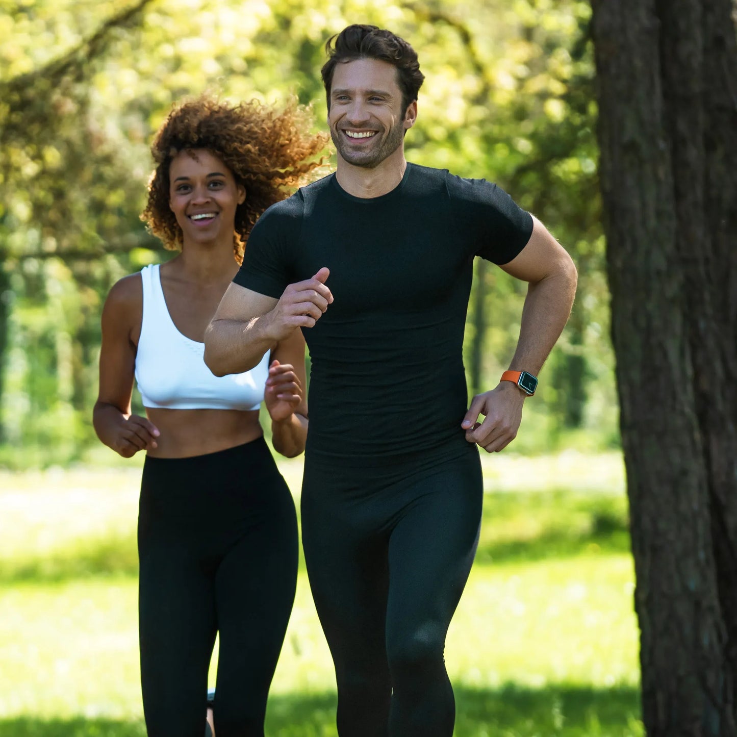 t-shirt technique de compression homme - vue en condition réelle sur Runner